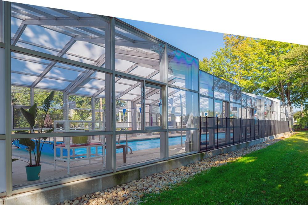 swimming pool enclosure